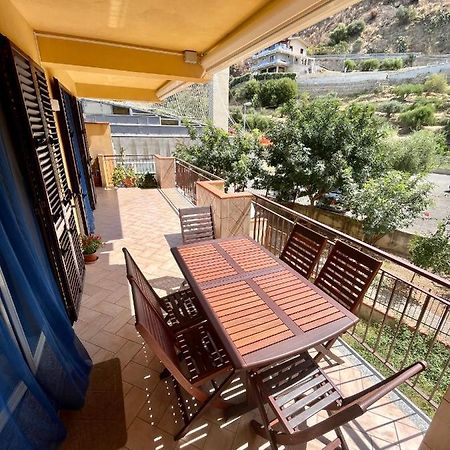 Sapore Di Sale, Capo D'Orlando Apartment Luaran gambar